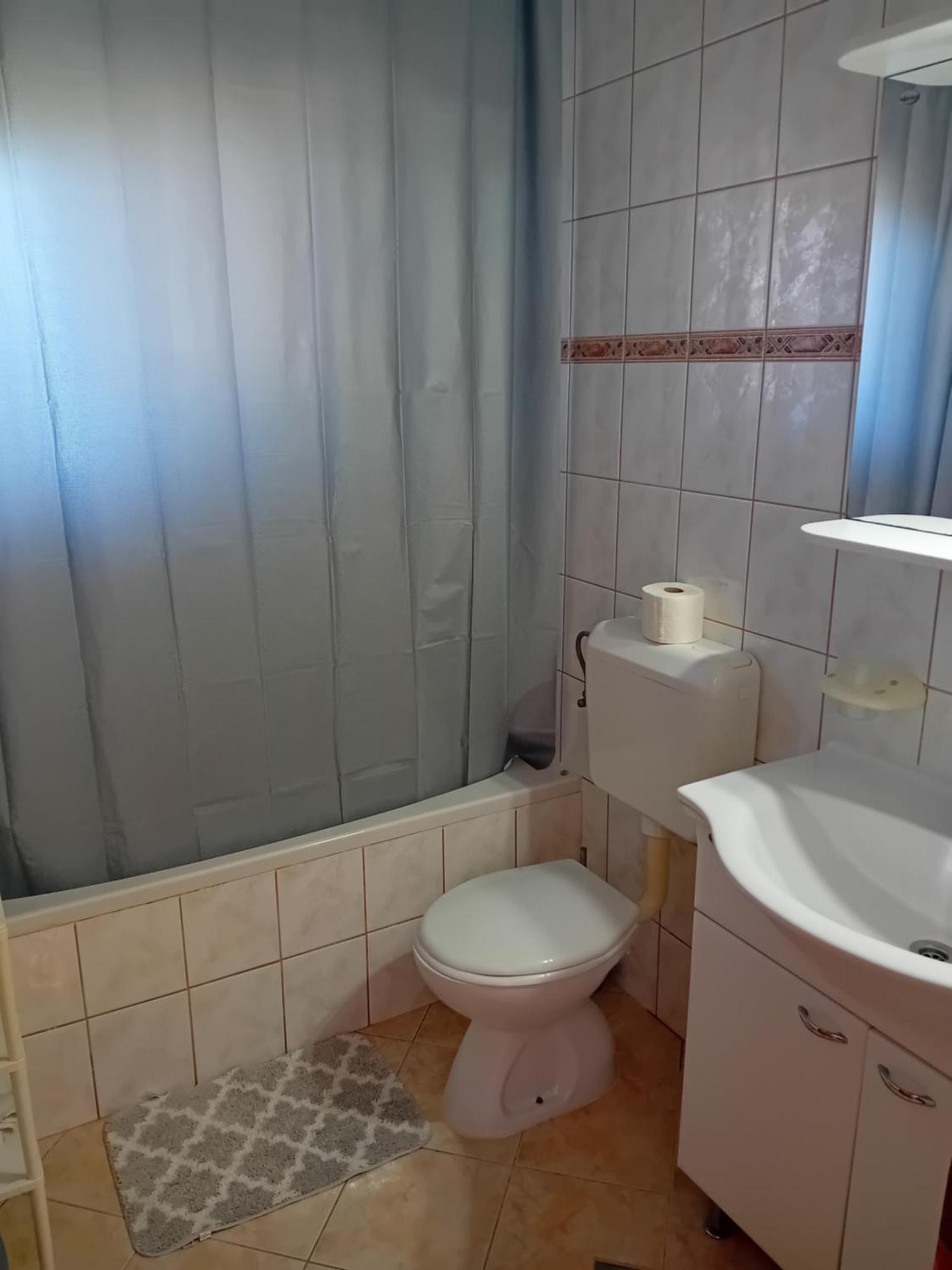 Apartmani Ana I Predrag Lopar Oda fotoğraf