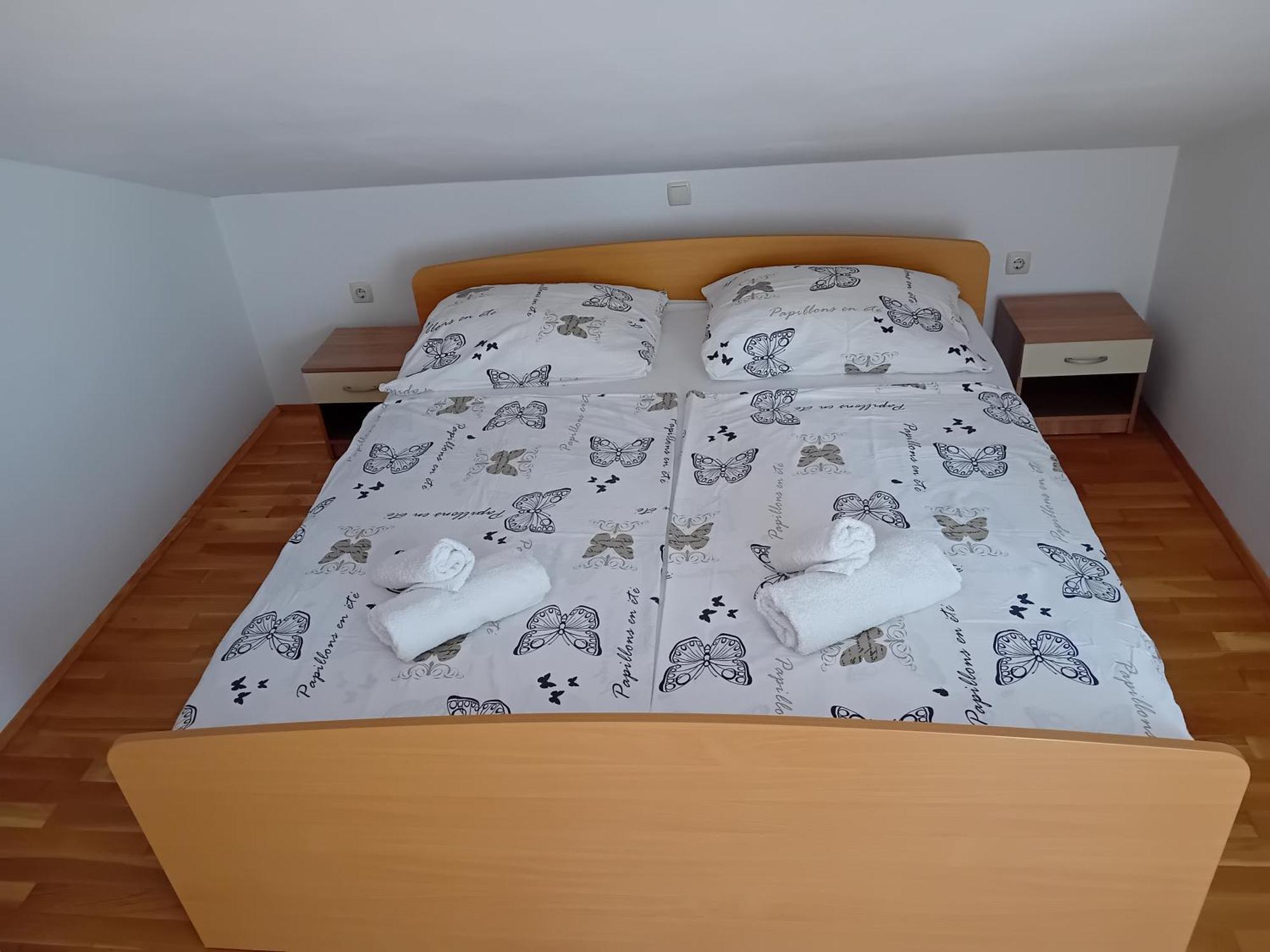 Apartmani Ana I Predrag Lopar Oda fotoğraf